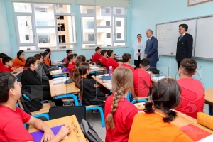 Vali Erol, ortaokul ��rencisinin s�z�n� yerine getirdi